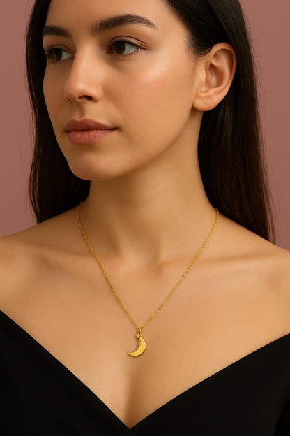 Crescent Moon Gold Pendant Necklace for Women – Dainty & Celestial Jewelry